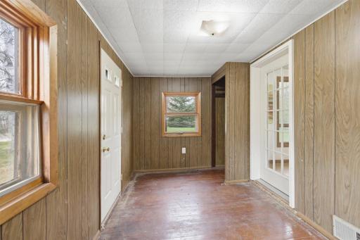 4781 Cedar Island Dr, Eveleth, MN 55734