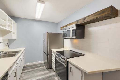 9141 Highway 55, 203, Minneapolis, MN 55427