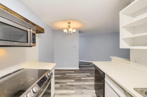 9141 Highway 55, 203, Minneapolis, MN 55427