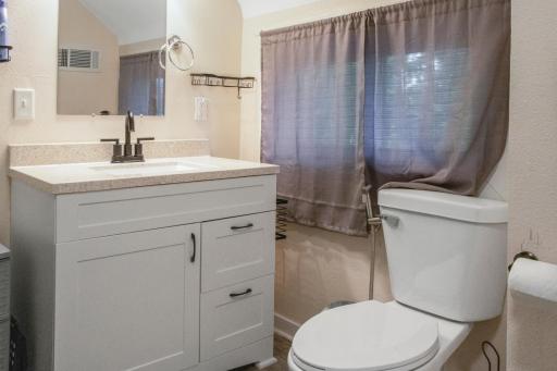 109 N 6th Street, Lake City, MN 55041
