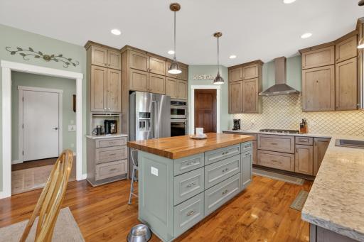 217 Skyline Drive, Wabasha, MN 55981