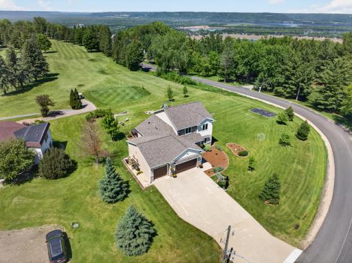 217 Skyline Drive, Wabasha, MN 55981