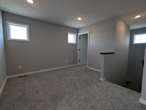 2711 Ivan Avenue NE, Saint Michael, MN 55376
