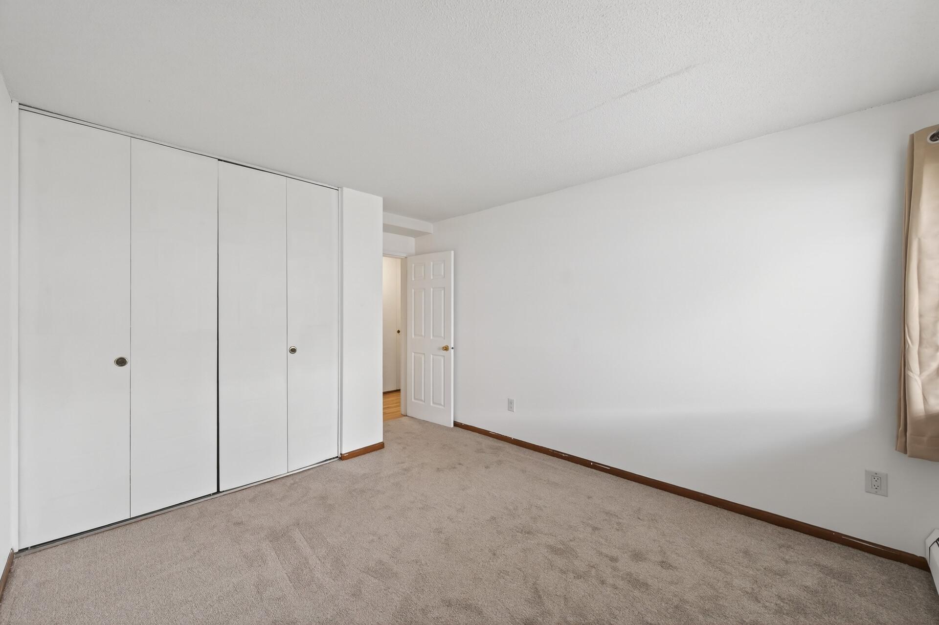 15_12826_Nicollet_Ave_10215_mls.jpg