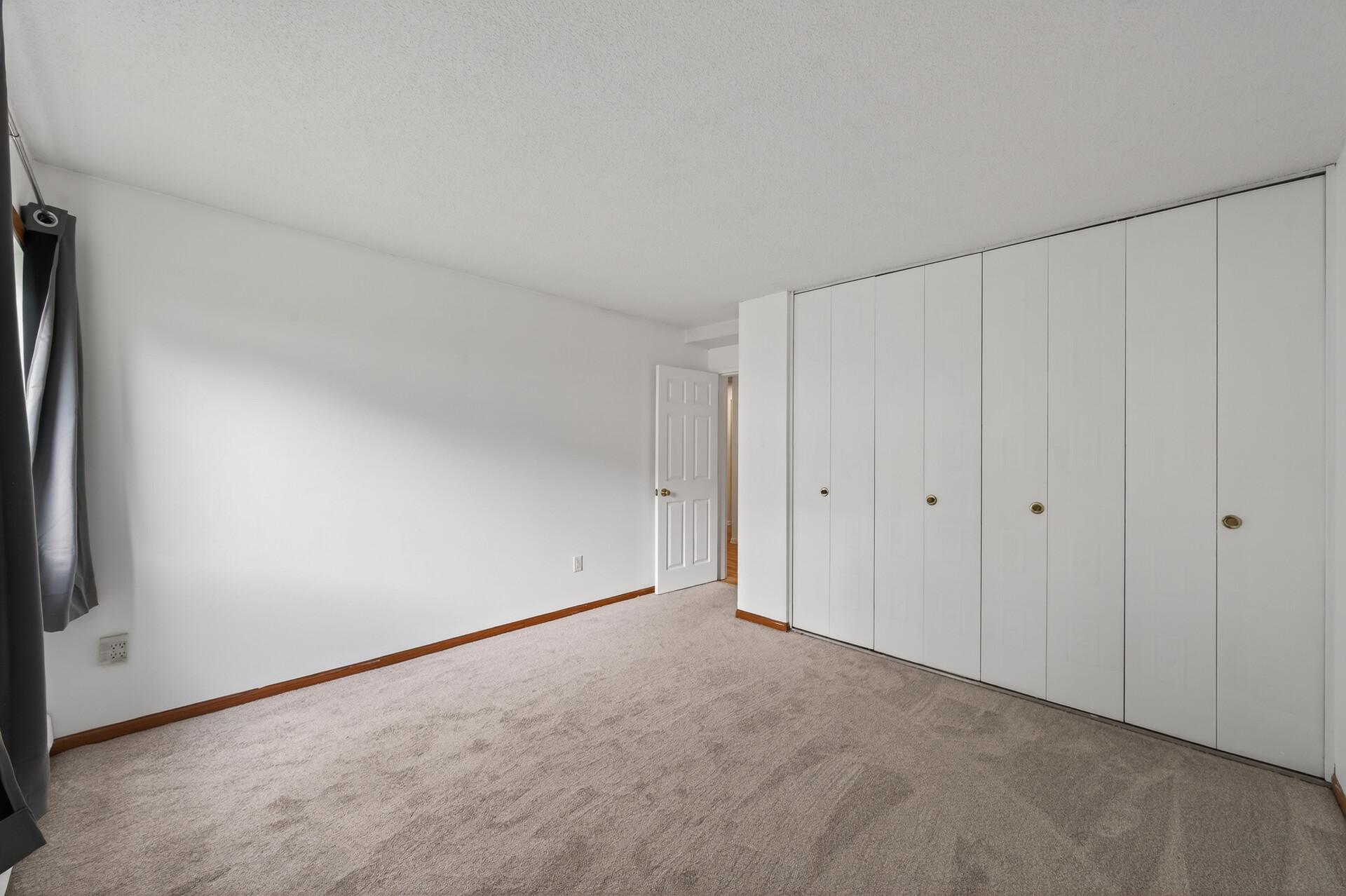 20_12826_Nicollet_Ave_10220_mls.jpg