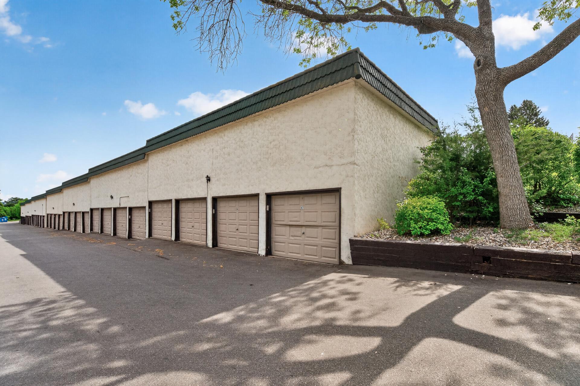 29_12826_Nicollet_Ave_10229_mls.jpg