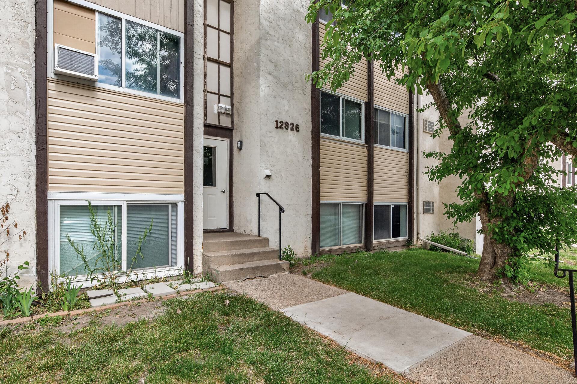 03_12826_Nicollet_Ave_1023_mls.jpg