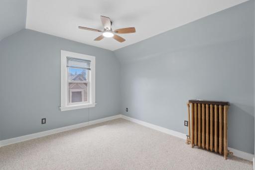 1854 Laurel Avenue, Saint Paul, MN 55104