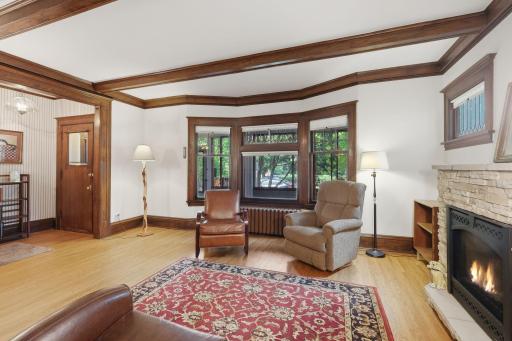 1854 Laurel Avenue, Saint Paul, MN 55104