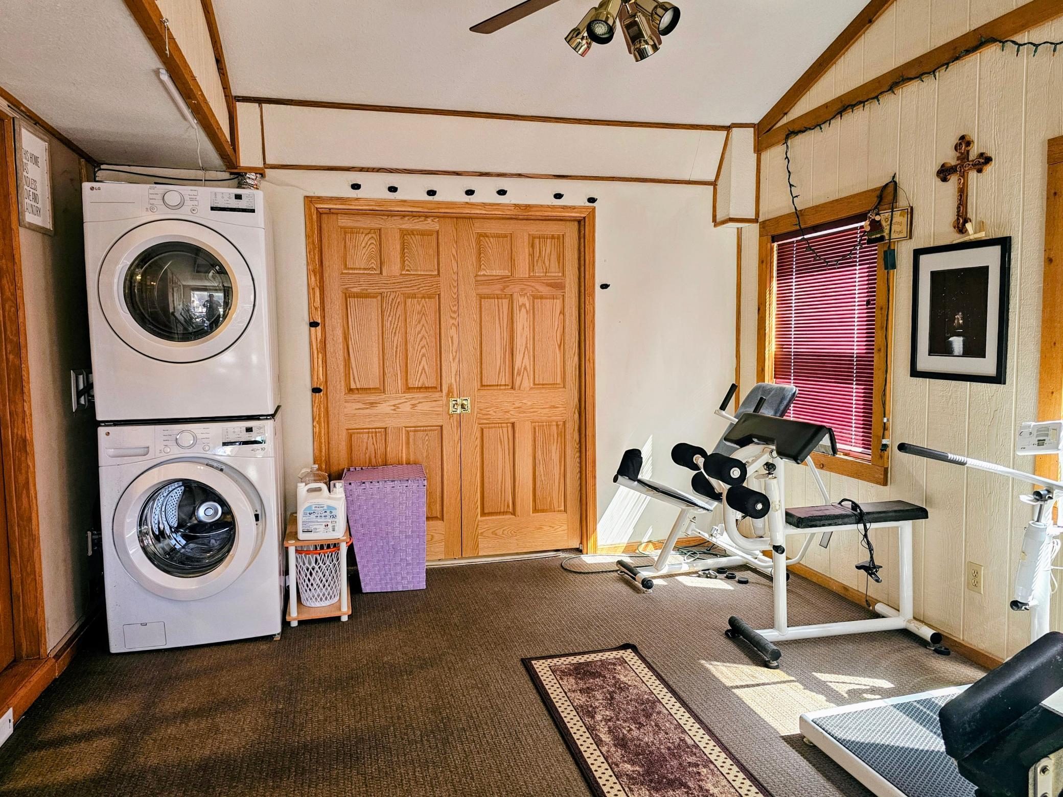 laundry.jpg