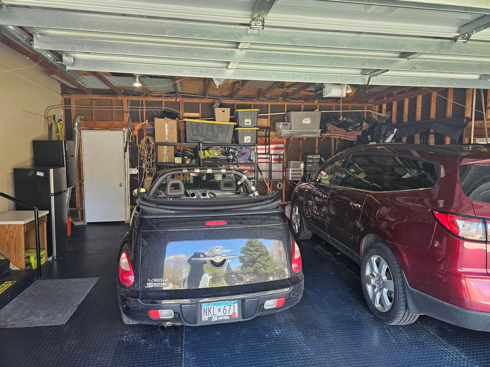 garage.jpg
