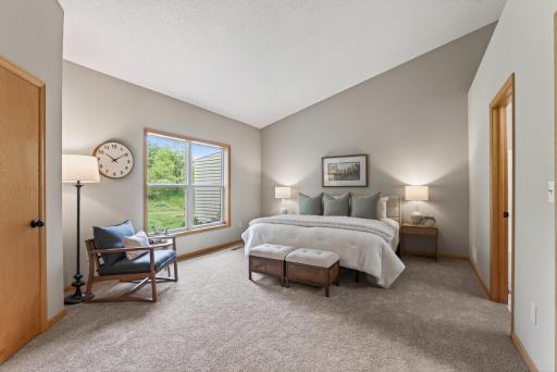 343 Appleblossom Lane E, Shakopee, MN 55379