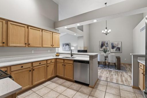 343 Appleblossom Lane E, Shakopee, MN 55379