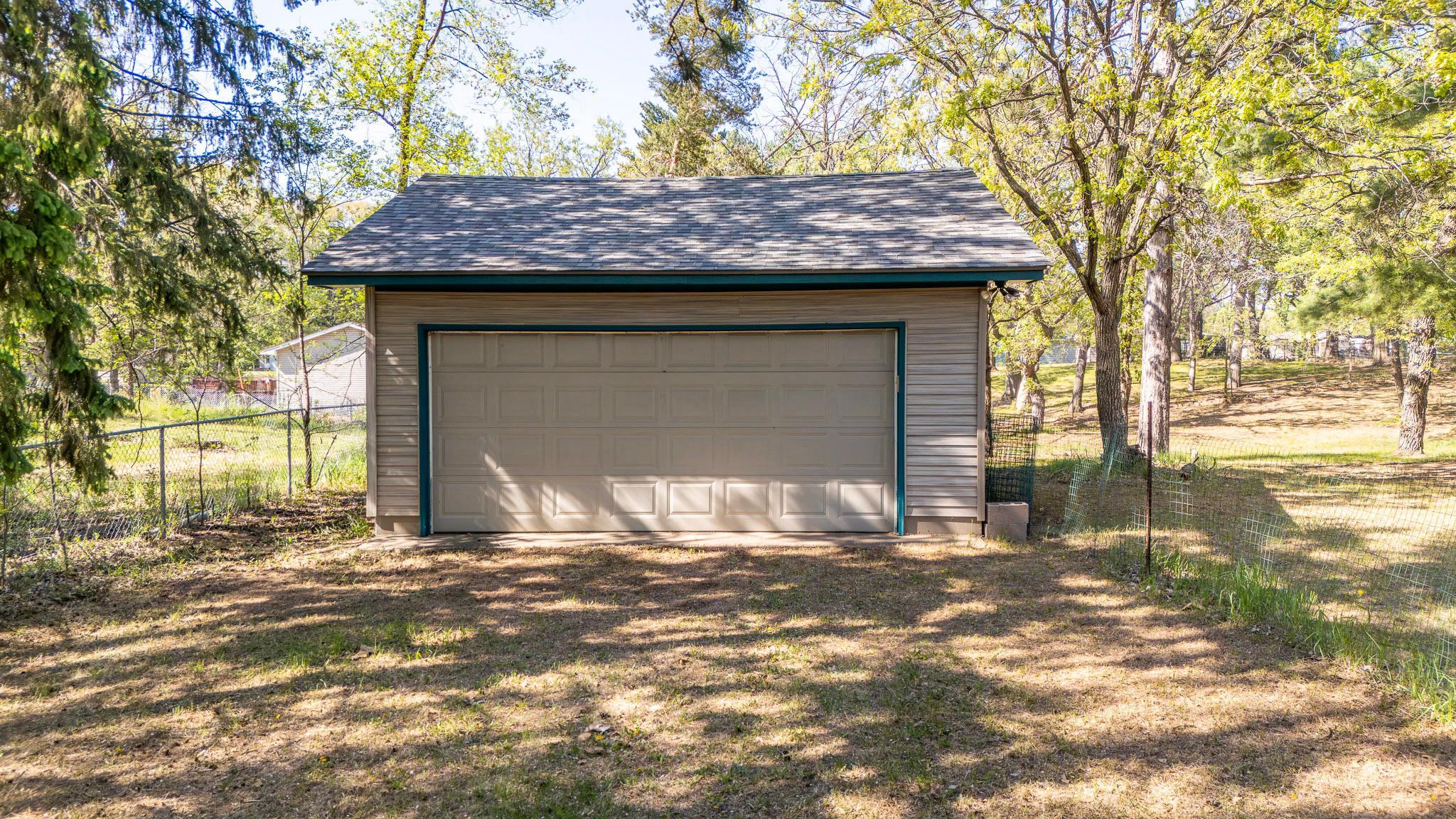 Bonus garage!