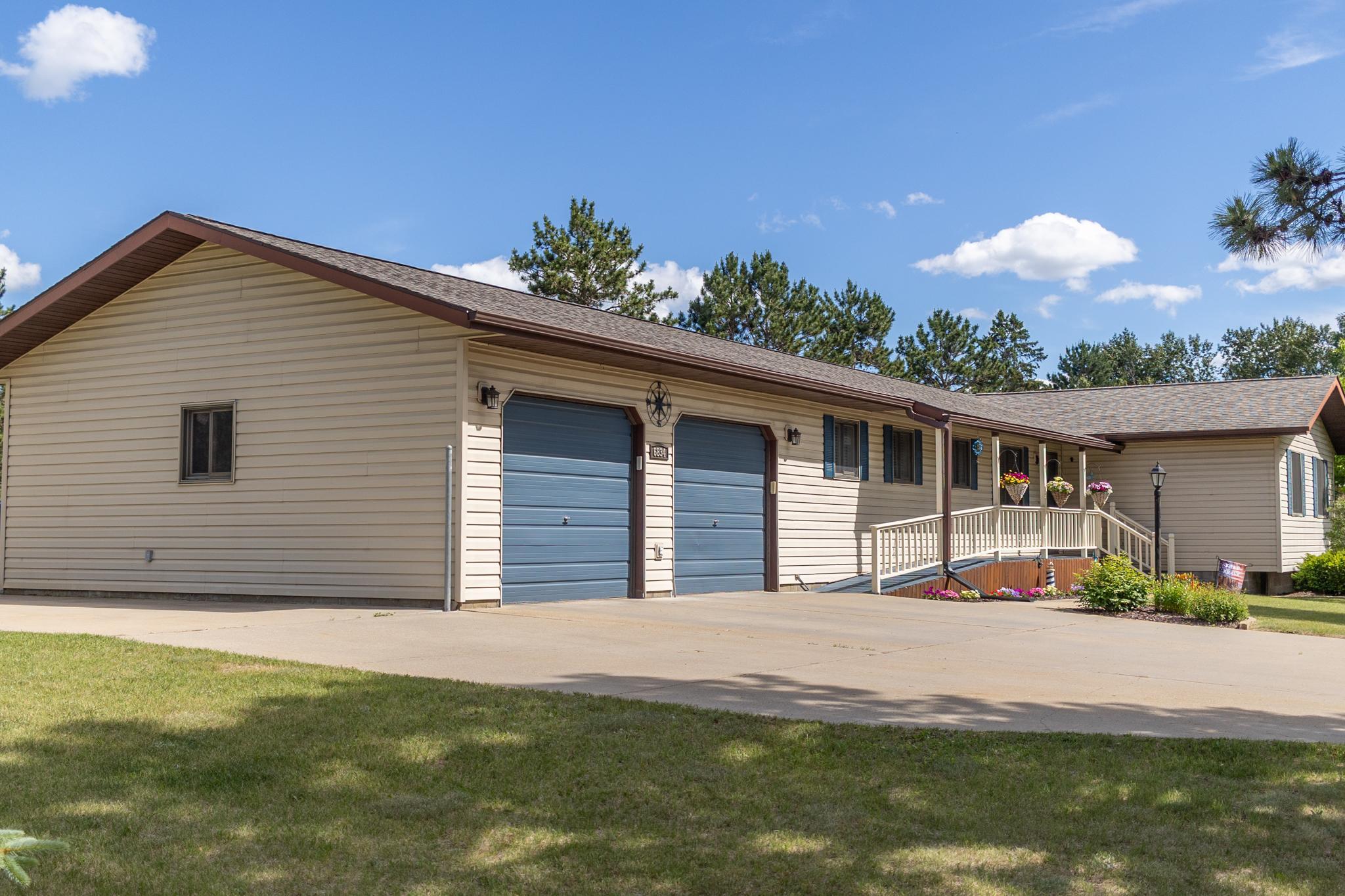 Dickinson Drive - 6834-38.jpg
