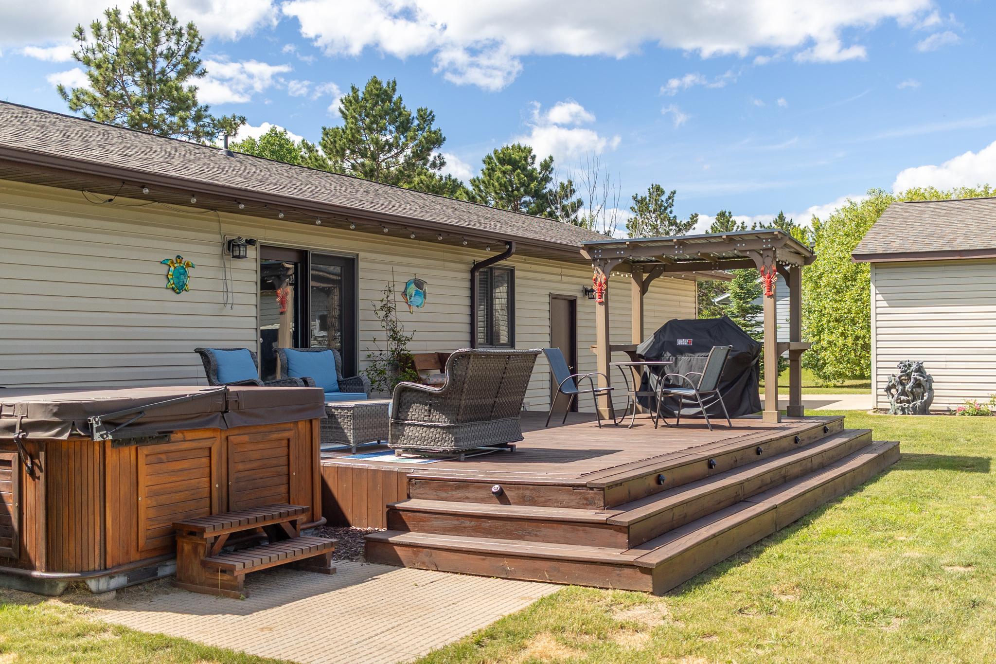 Dickinson Drive - 6834-25.jpg