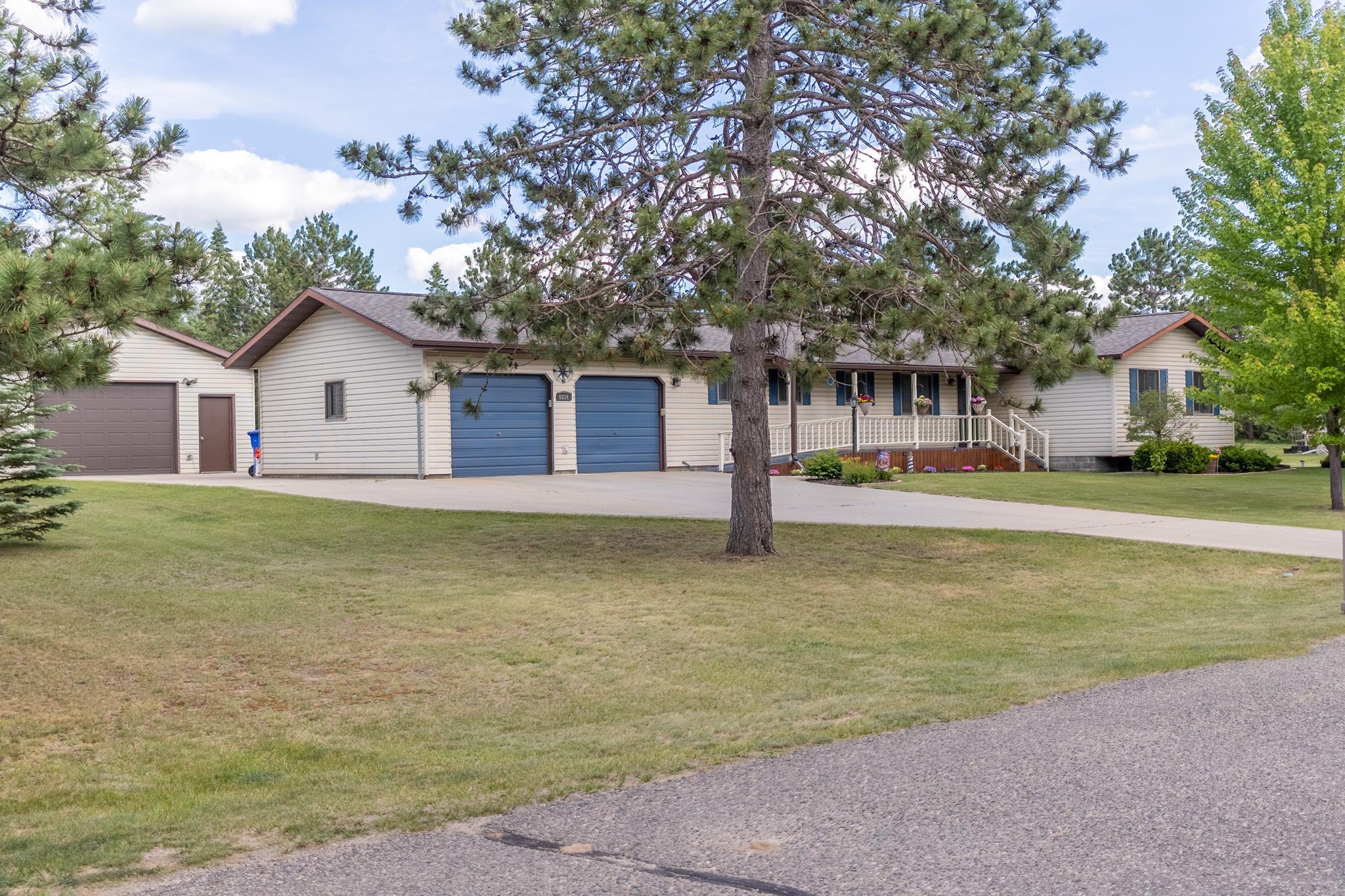 Dickinson Drive - 6834-4.jpg