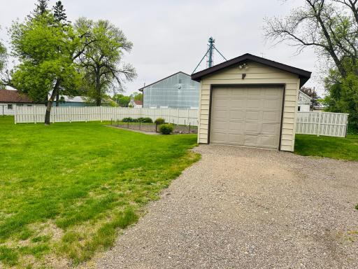 106 3rd Avenue W, Raymond, MN 56282