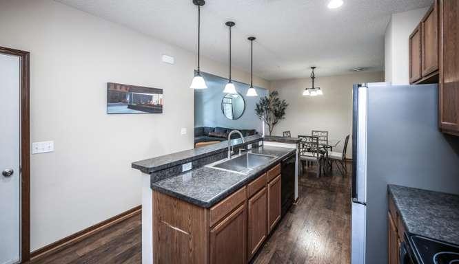 015-020-Kitchen-666x385.jpg