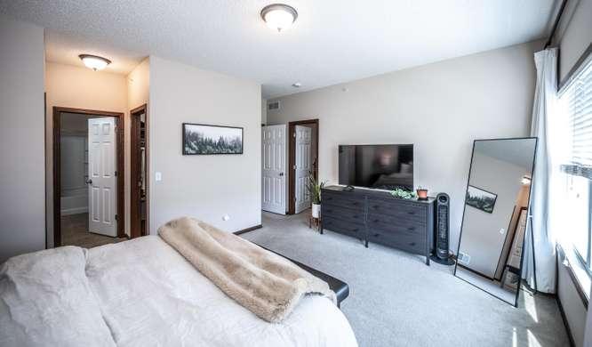 026-030-Primary Bedroom-666x390.jpg