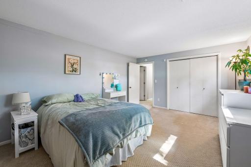 9400 Toledo Avenue S, Minneapolis, MN 55437