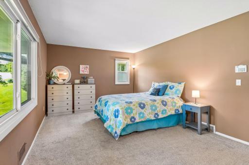 9400 Toledo Avenue S, Minneapolis, MN 55437