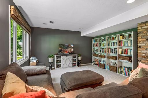 9400 Toledo Avenue S, Minneapolis, MN 55437