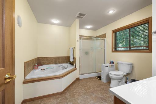 9809 Ravenswood Road, Brainerd, MN 56401