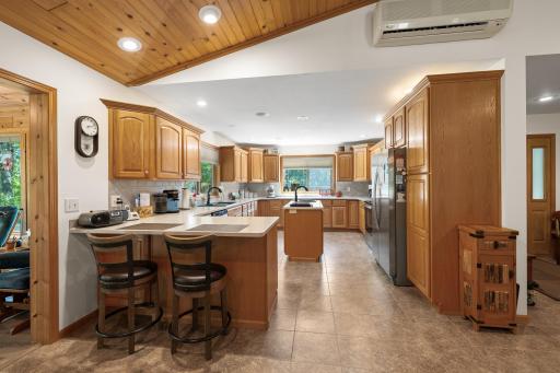 9809 Ravenswood Road, Brainerd, MN 56401