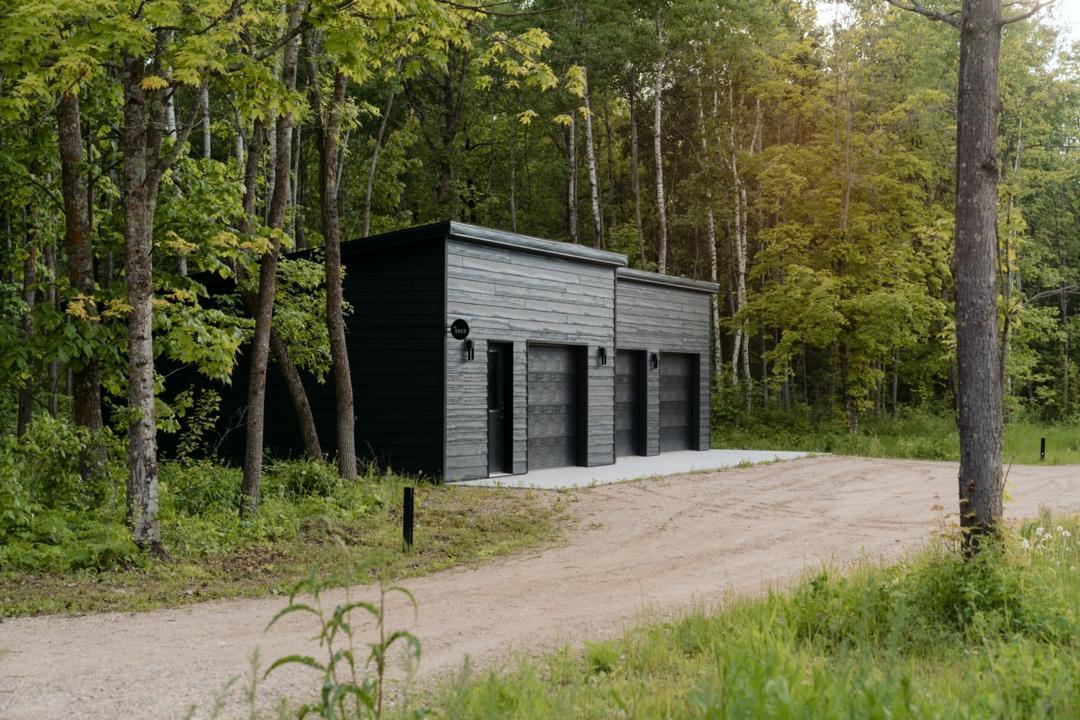 Garage 'the shed'
