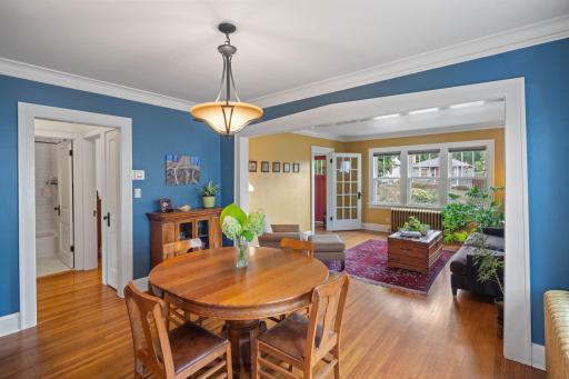 Inviting informal dining