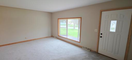 610 8th Avenue SW, Little Falls, MN 56345