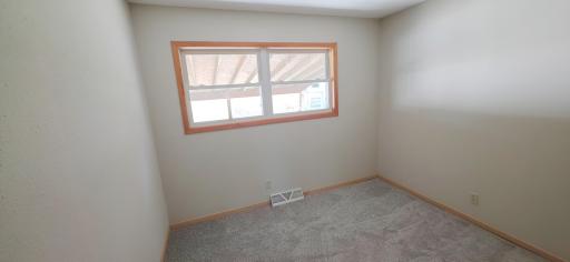610 8th Avenue SW, Little Falls, MN 56345