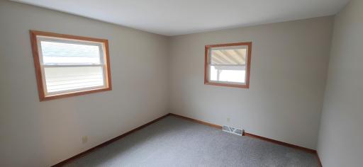 610 8th Avenue SW, Little Falls, MN 56345