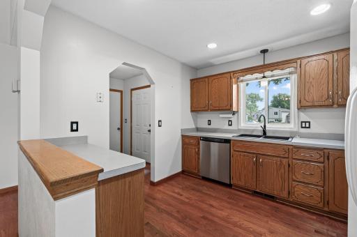 Thoughtfully designed kitchen with an easy workflow and plenty of room to prepare and enjoy meals.
