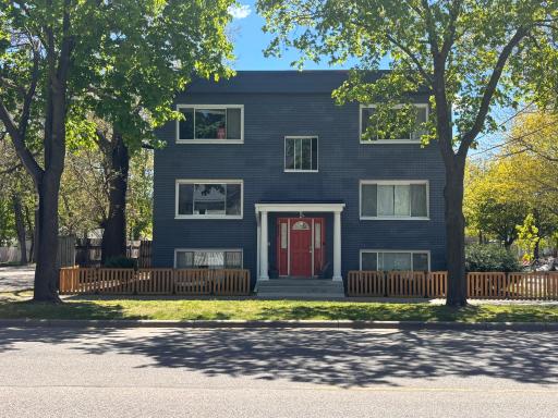 423 W 31st Street, 102, Minneapolis, MN 55408