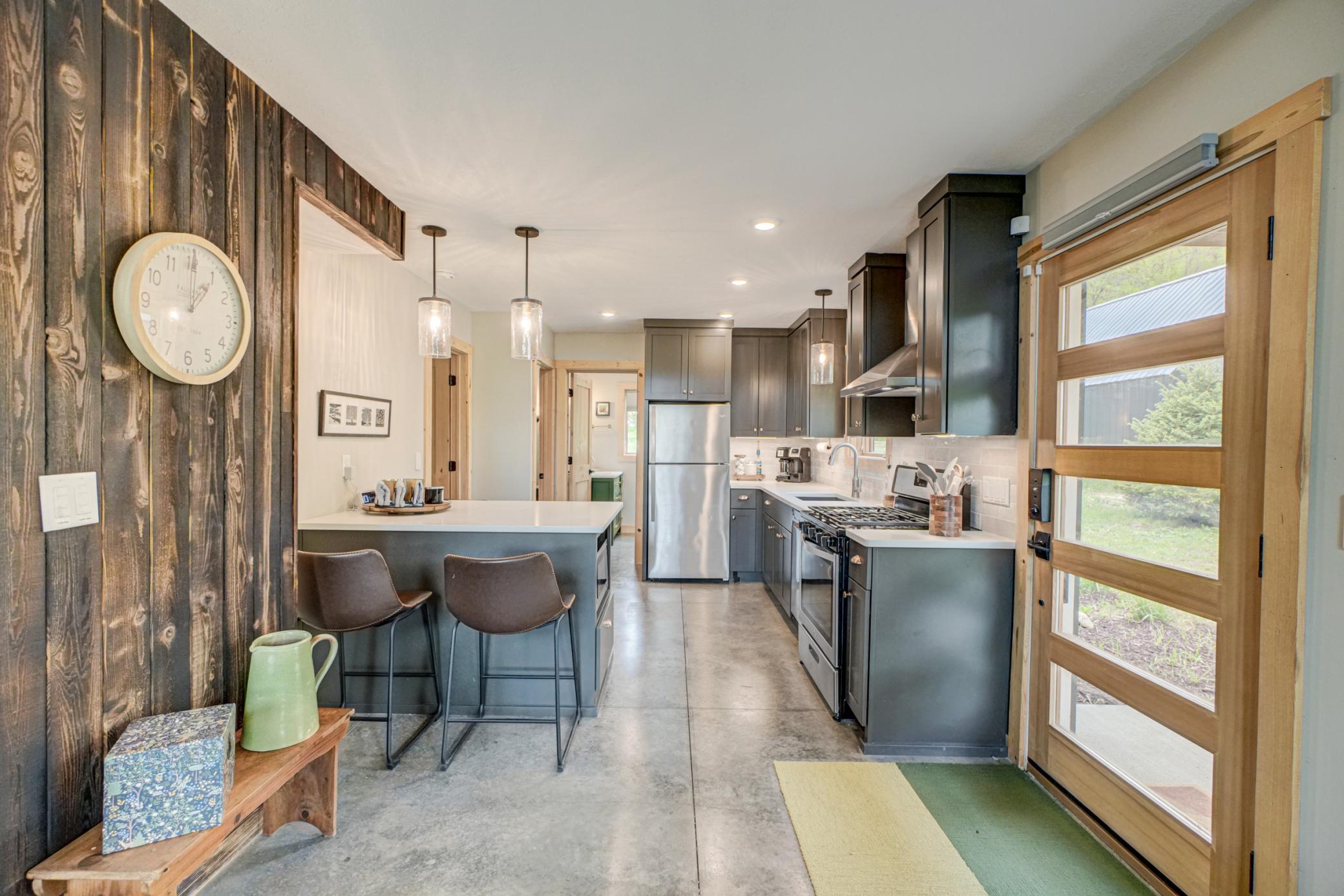N4148 400th Street-11.jpg