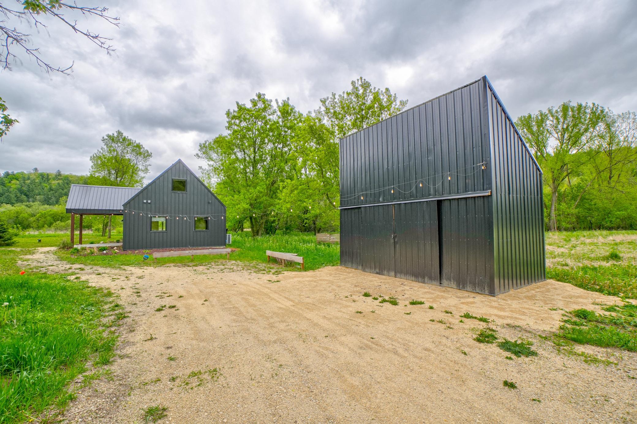 N4148 400th Street-2.jpg