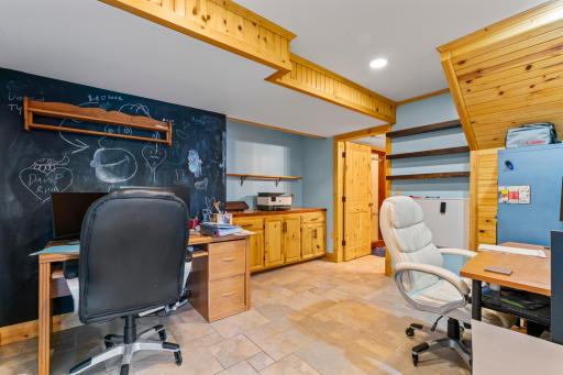 430 2nd Street SE, Plainview, MN 55964