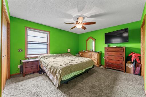 430 2nd Street SE, Plainview, MN 55964