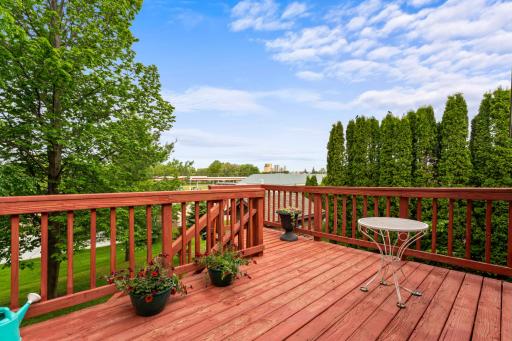 430 2nd Street SE, Plainview, MN 55964