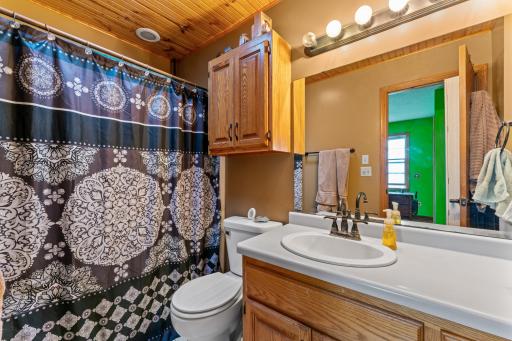 430 2nd Street SE, Plainview, MN 55964