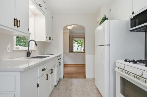 1015 Dionne Street, North Saint Paul, MN 55113