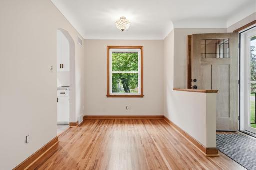 1015 Dionne Street, North Saint Paul, MN 55113