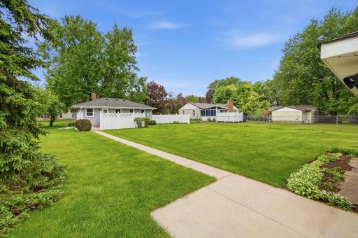 1015 Dionne Street, North Saint Paul, MN 55113