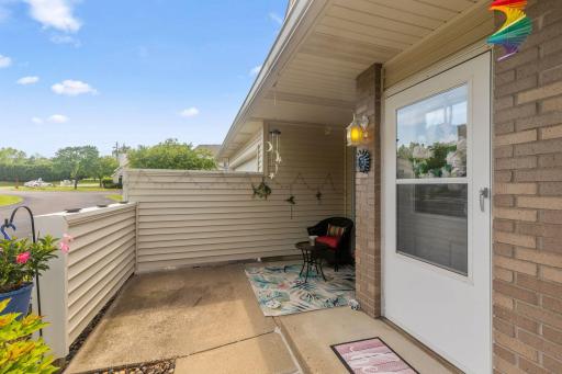 7036 49th Street N, Saint Paul, MN 55128