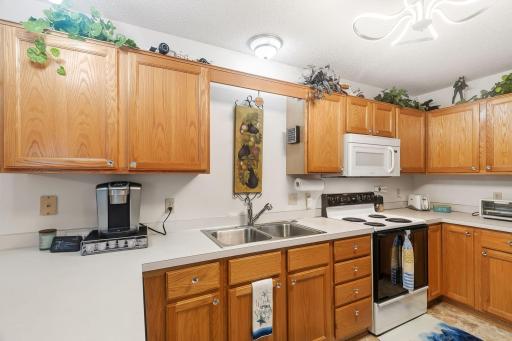 7036 49th Street N, Saint Paul, MN 55128
