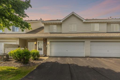 7036 49th Street N, Saint Paul, MN 55128