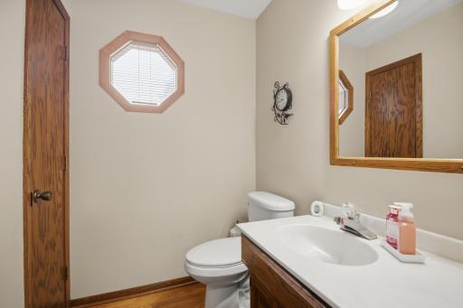 2000 9th Street SW, Austin, MN 55912