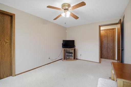 2000 9th Street SW, Austin, MN 55912